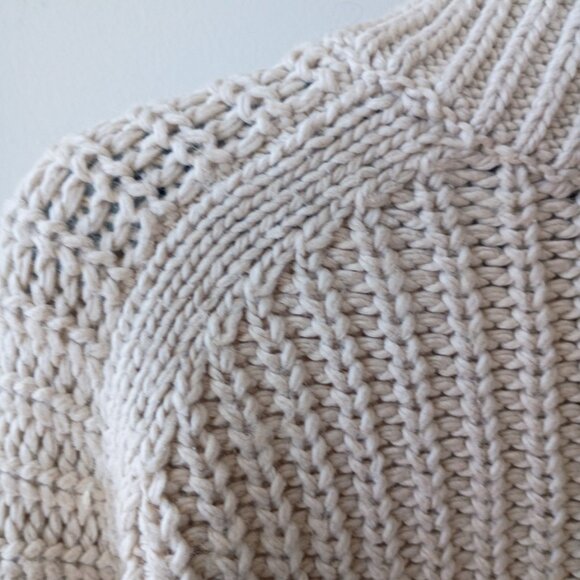 H&M Chunky Knit Sweater | Light Brown Pullover Long sleeve Sweater | Size M - Picture 3 of 10